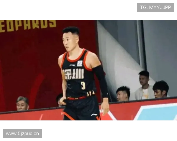 贺希宁感恩全明星首发回馈球迷